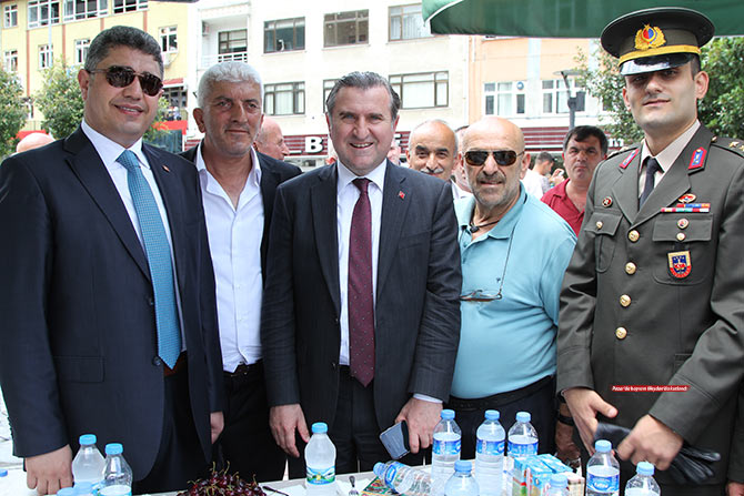 bayram4-003.jpg bayram4-003.jpg