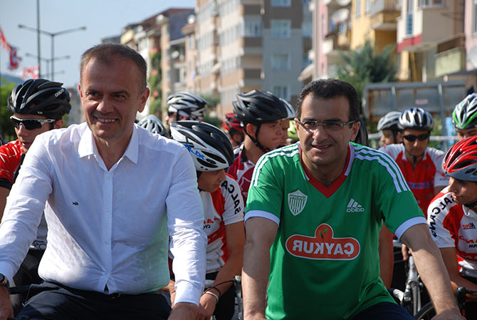 bsklt1.jpg bsklt1.jpg