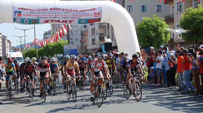 bsklt2.jpg bsklt2.jpg