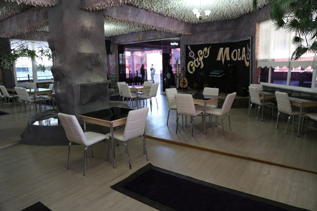 cafemola11.jpg cafemola11.jpg