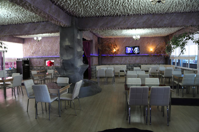 cafemola8.jpg cafemola8.jpg