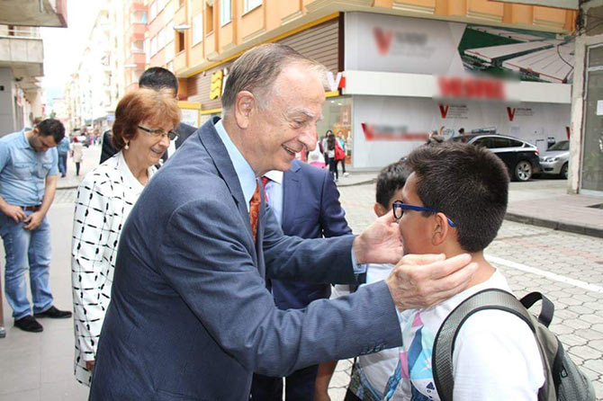 cayelichp03.jpg cayelichp03.jpg