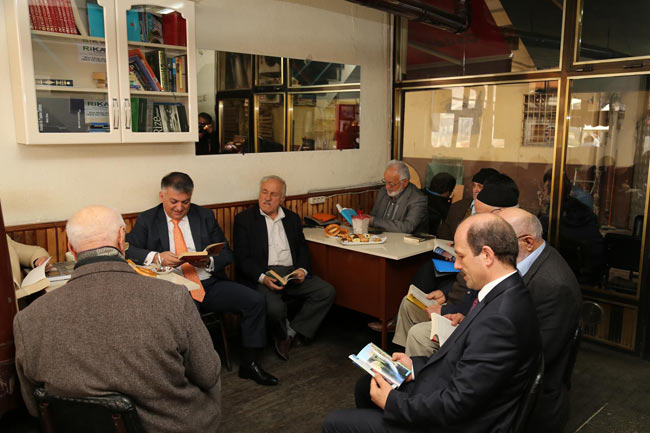 cayevi02.jpg cayevi02.jpg