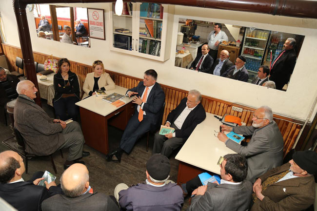 cayevi03.jpg cayevi03.jpg