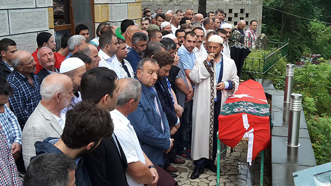 cen1-002.jpg cen1-002.jpg