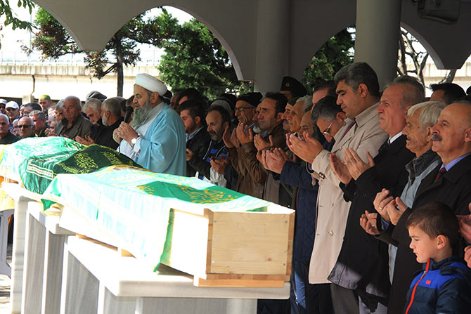 cen3-001.jpg cen3-001.jpg