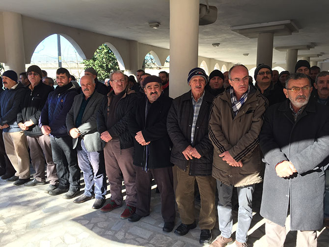 cen3-002.jpg cen3-002.jpg