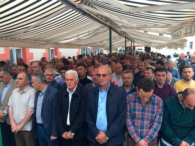 cen5-003.jpg cen5-003.jpg