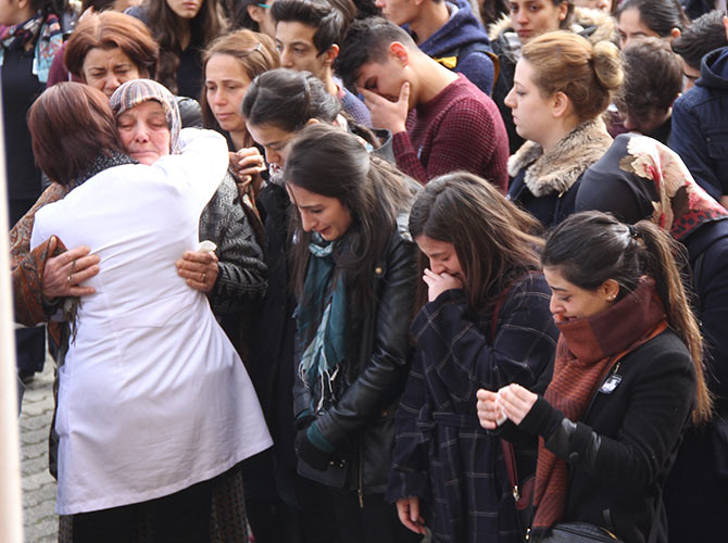 cenaze3-002.jpg cenaze3-002.jpg