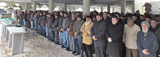 cenaze3.20130110123858.jpg cenaze3.20130110123858.jpg