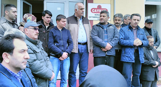 cenaze4-001.jpg cenaze4-001.jpg