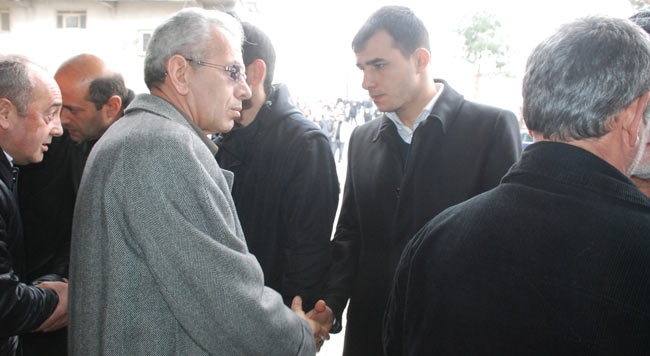 cenaze6.jpg cenaze6.jpg