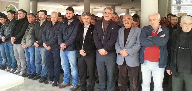 cenaze8.jpg cenaze8.jpg