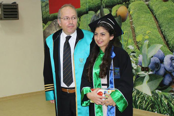 dekanseyis-001.jpg dekanseyis-001.jpg