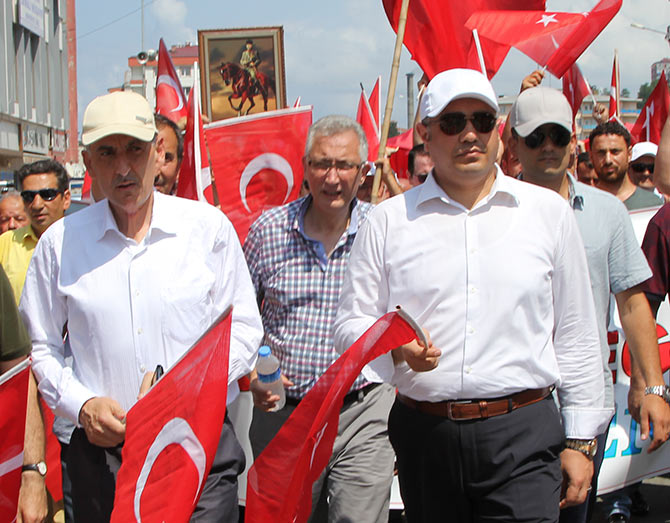 dem9-001.jpg dem9-001.jpg