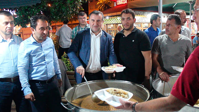 demokr3.jpg demokr3.jpg