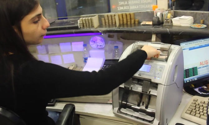 doviz1.jpg doviz1.jpg