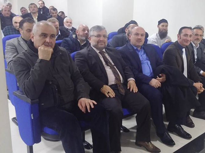 dynt8-001.jpg dynt8-001.jpg