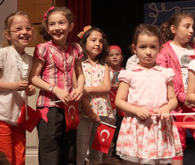 eglence4.jpg eglence4.jpg