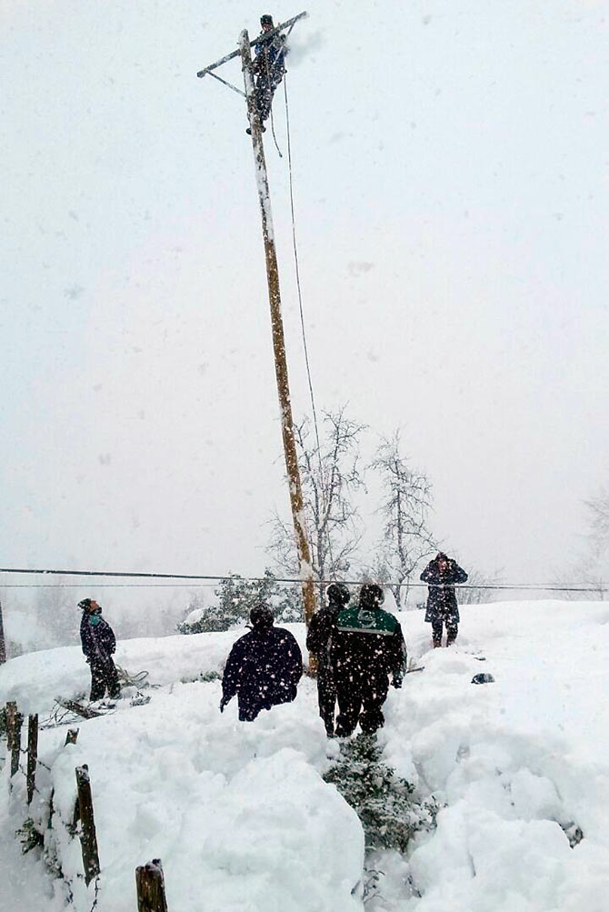 elektr1-001.jpg elektr1-001.jpg