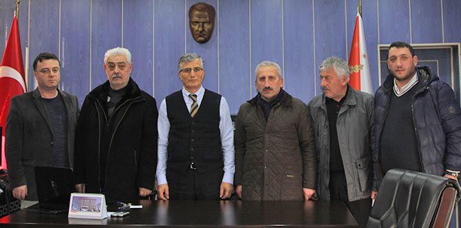 emn2-004.jpg emn2-004.jpg