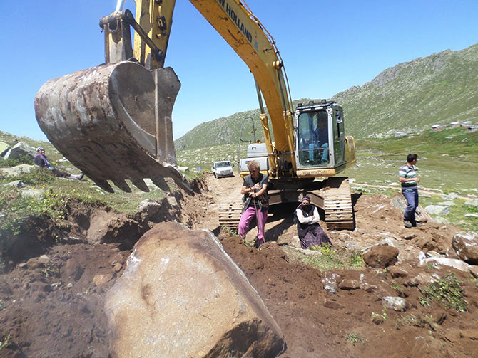 eylem-002.jpg eylem-002.jpg