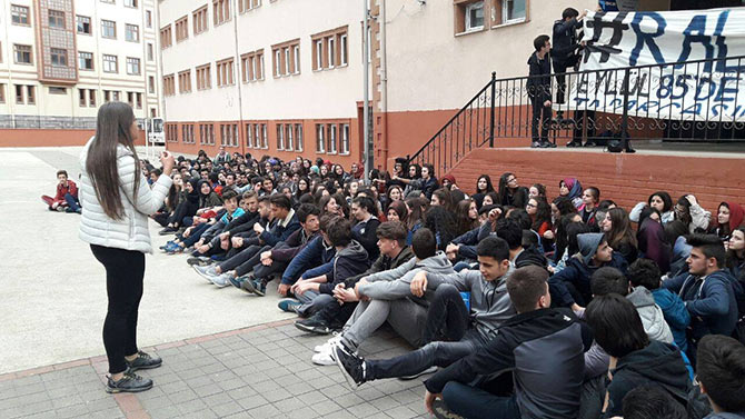 eylem01-002.jpg eylem01-002.jpg