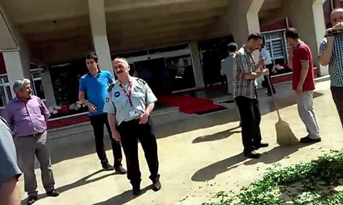 eylem2-001.jpg eylem2-001.jpg