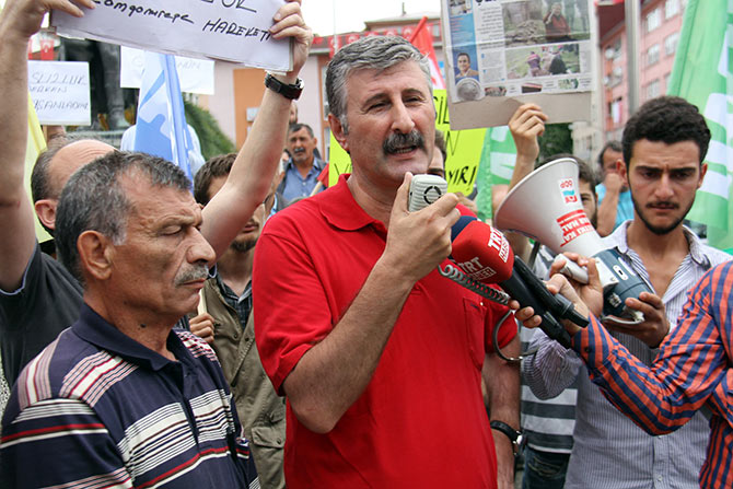 eylemalpertas.jpg eylemalpertas.jpg