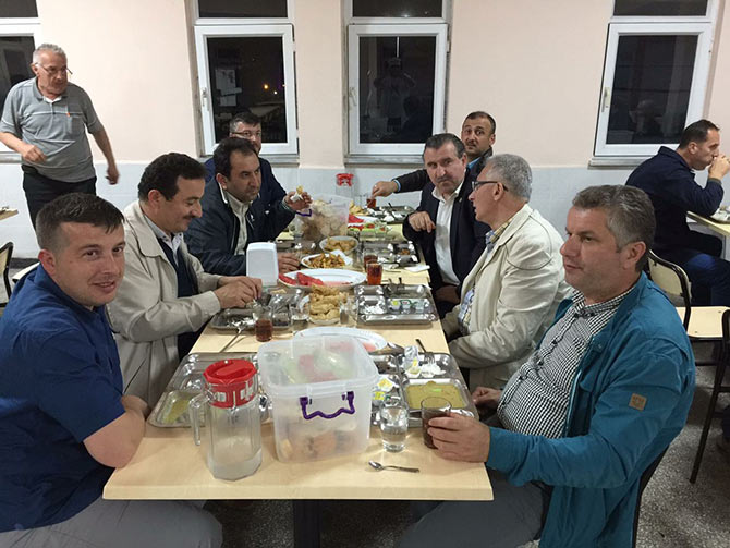 fabr10-001.jpg fabr10-001.jpg