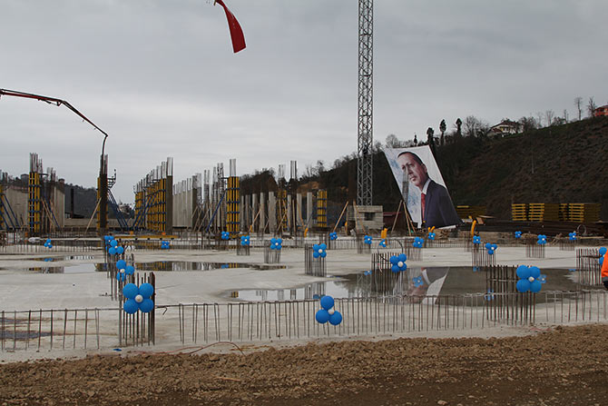 fabrika-001.jpg fabrika-001.jpg