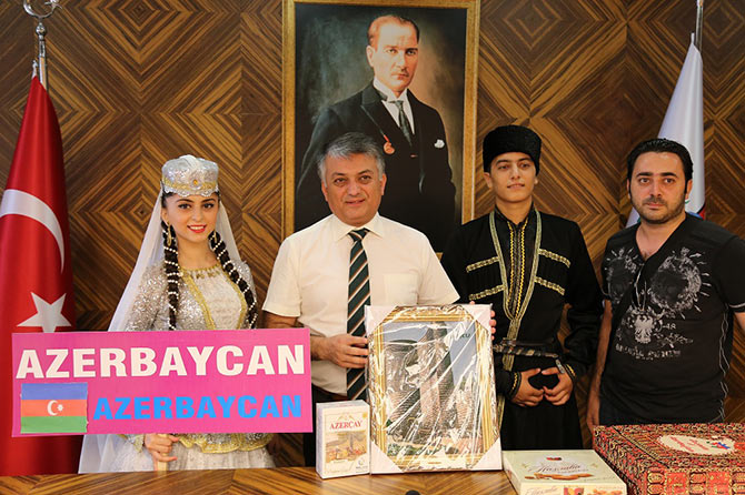 fest1-004.jpg fest1-004.jpg