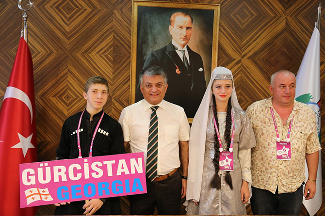 fest3-003.jpg fest3-003.jpg