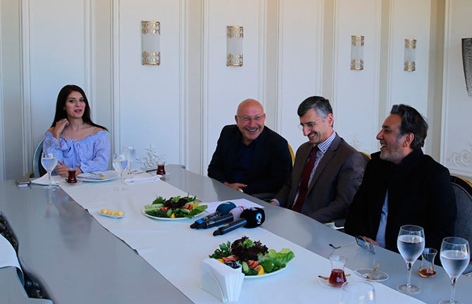 film2-001.jpg film2-001.jpg