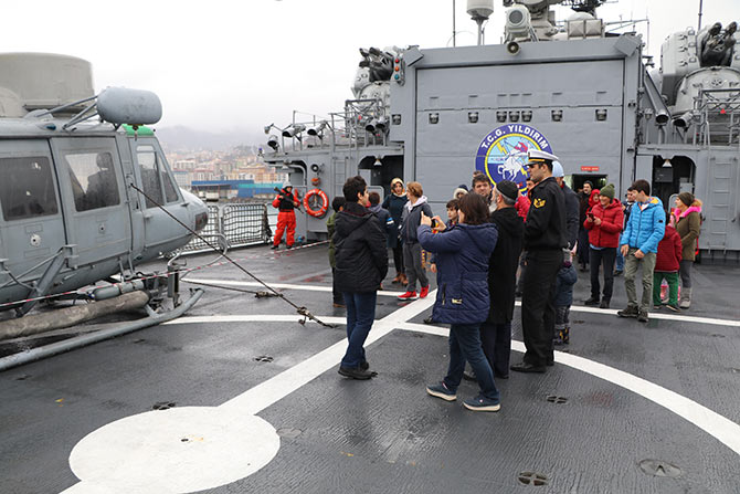 gemi1-002.jpg gemi1-002.jpg