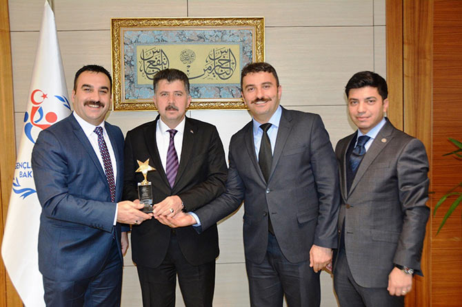 genc2-002.jpg genc2-002.jpg