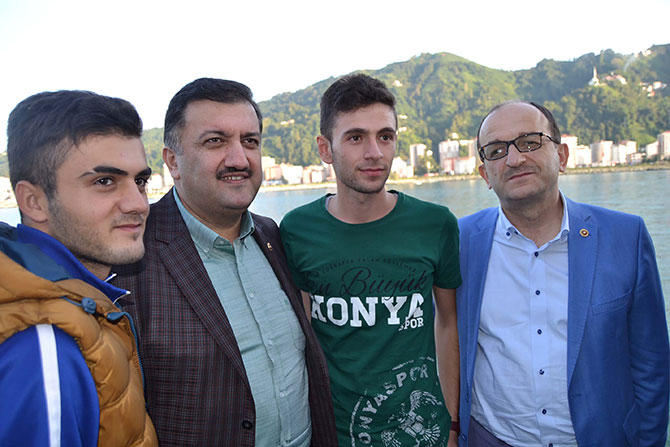 gencler-001.jpg gencler-001.jpg