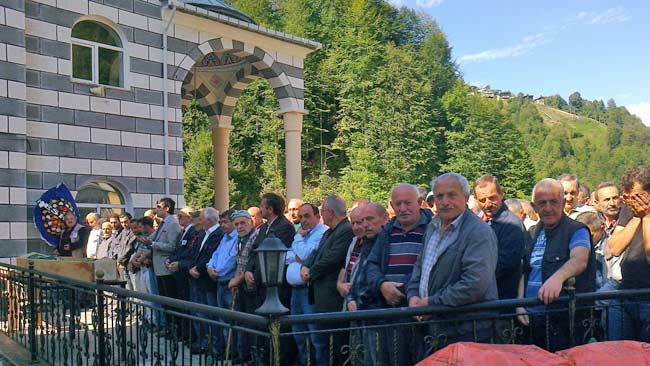 gurdal1.jpg gurdal1.jpg