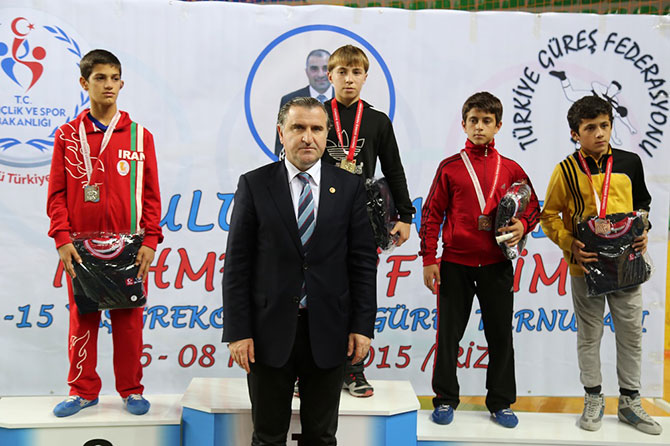 gures1-001.jpg gures1-001.jpg