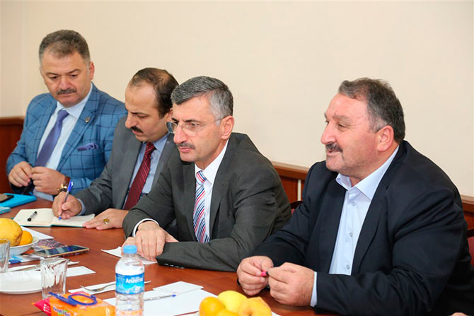 hal2-001.jpg hal2-001.jpg