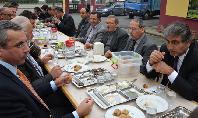 hams7.20131114223021.jpg hams7.20131114223021.jpg