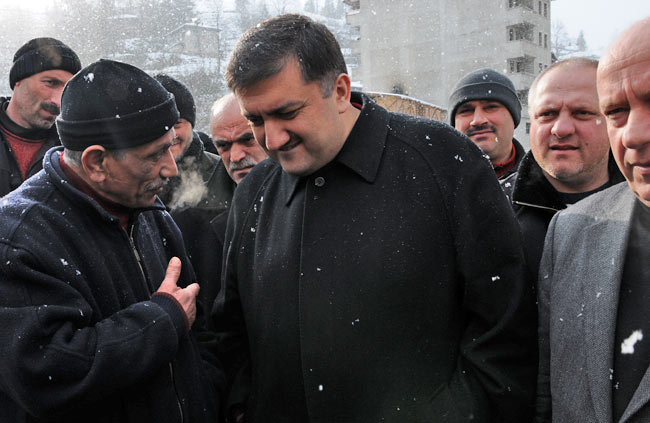 hasankaral2.jpg hasankaral2.jpg