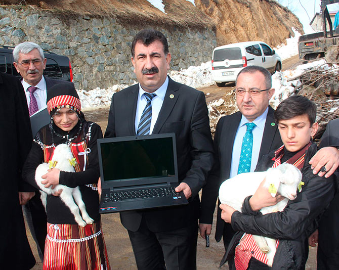 heidi1-001.jpg heidi1-001.jpg