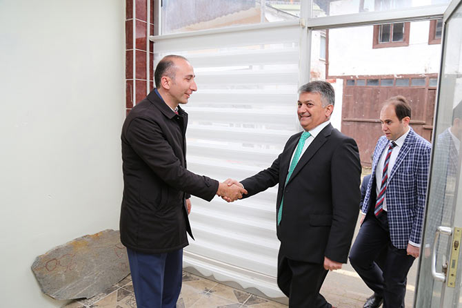 hems2-004.jpg hems2-004.jpg