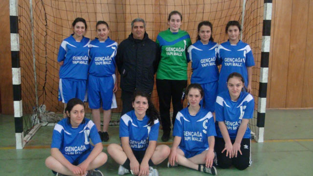 hent11.jpg hent11.jpg