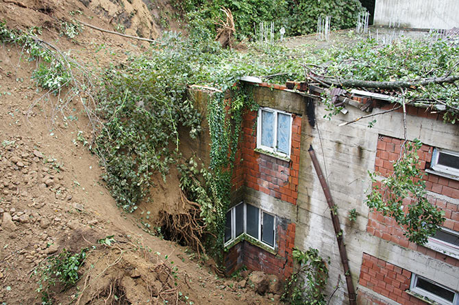 heyelan002.jpg heyelan002.jpg