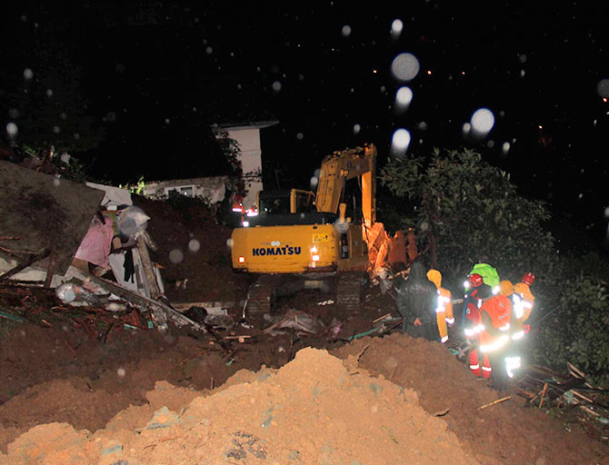 heyelan3-007.jpg heyelan3-007.jpg