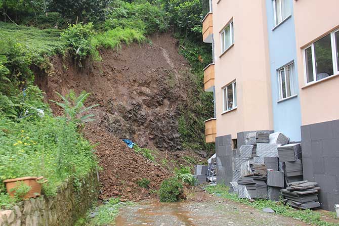 heyelan4-004.jpg heyelan4-004.jpg