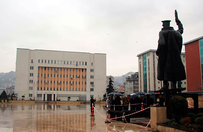 heykel1-002.jpg heykel1-002.jpg