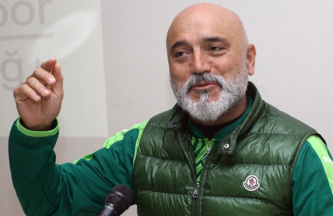 hikmetkaraman-002.jpg hikmetkaraman-002.jpg